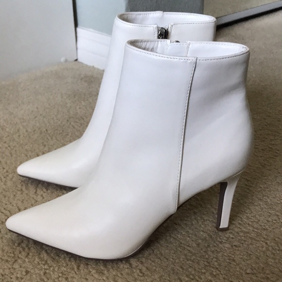 White heeled booties - Picture 3 of 4